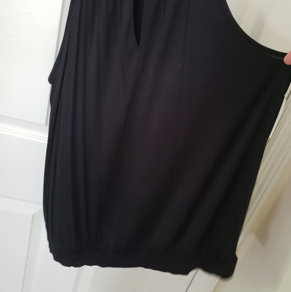 Ellen Tracy Sleeveless Flowy Keyhole Top Dressy Career XL NWT $50 - Picture 5 of 8